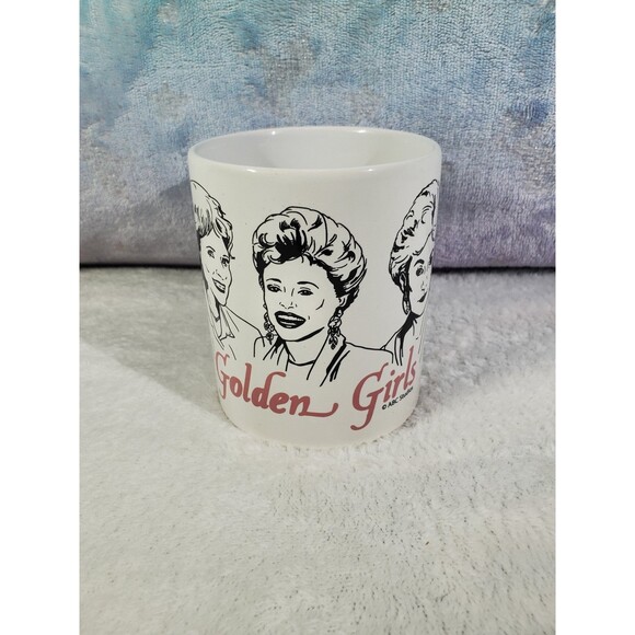 GOLDEN GIRLS COFFEE CUP MUG Loot Crate Limited Edition Betty White Vintage 8oz - Picture 1 of 5